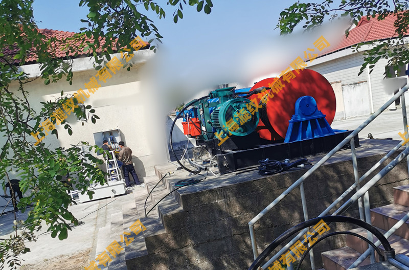 防爆變頻硬齒面卷?yè)P(yáng)機(jī)使用現(xiàn)場(chǎng)